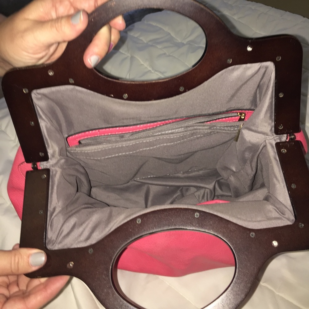 Purse - Picture 2 of 2