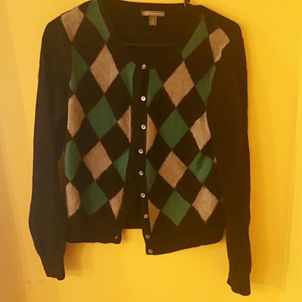 Apt 9 Green Grey and Black Sweater