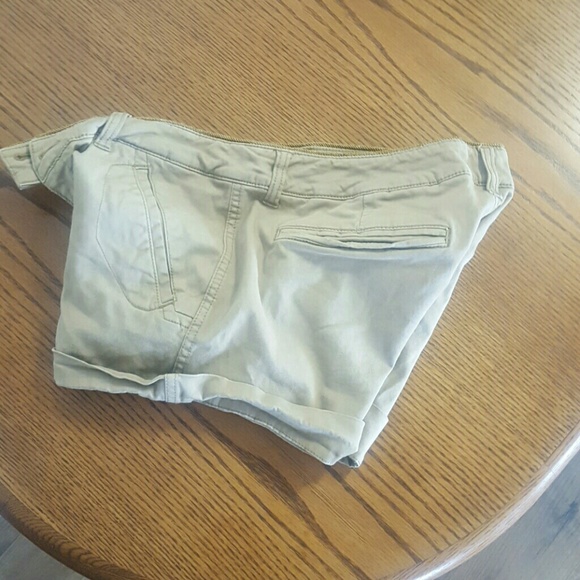 Shorts - Picture 4 of 4