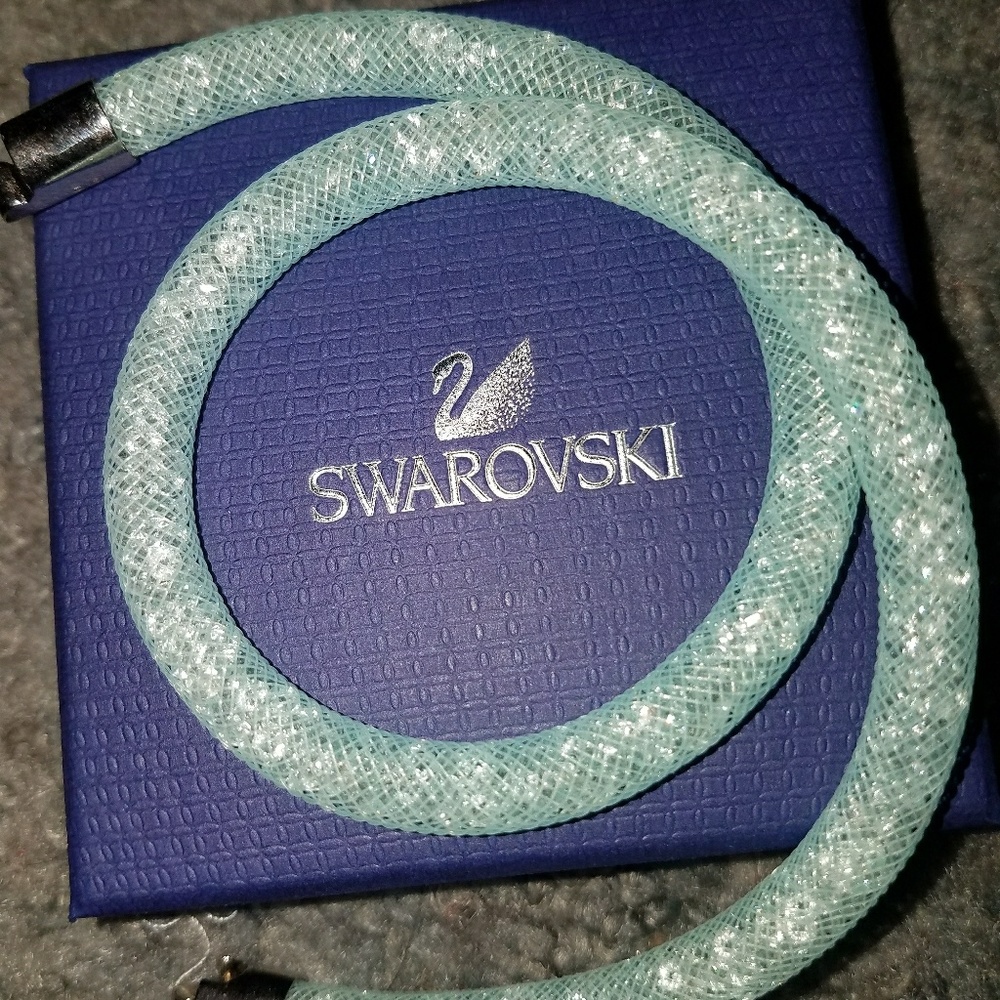 Swarovski sparkly blue bracelet/necklace