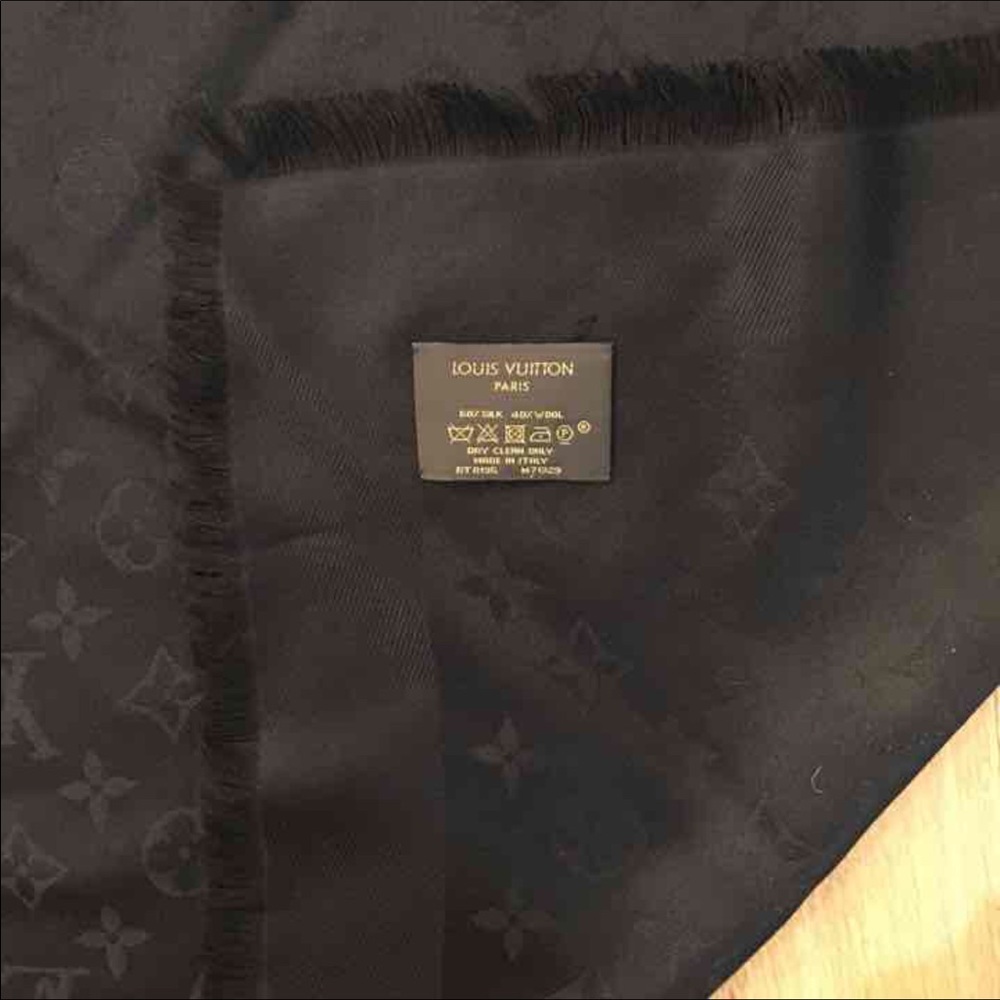 Louis Vuitton shawl - Picture 2 of 4