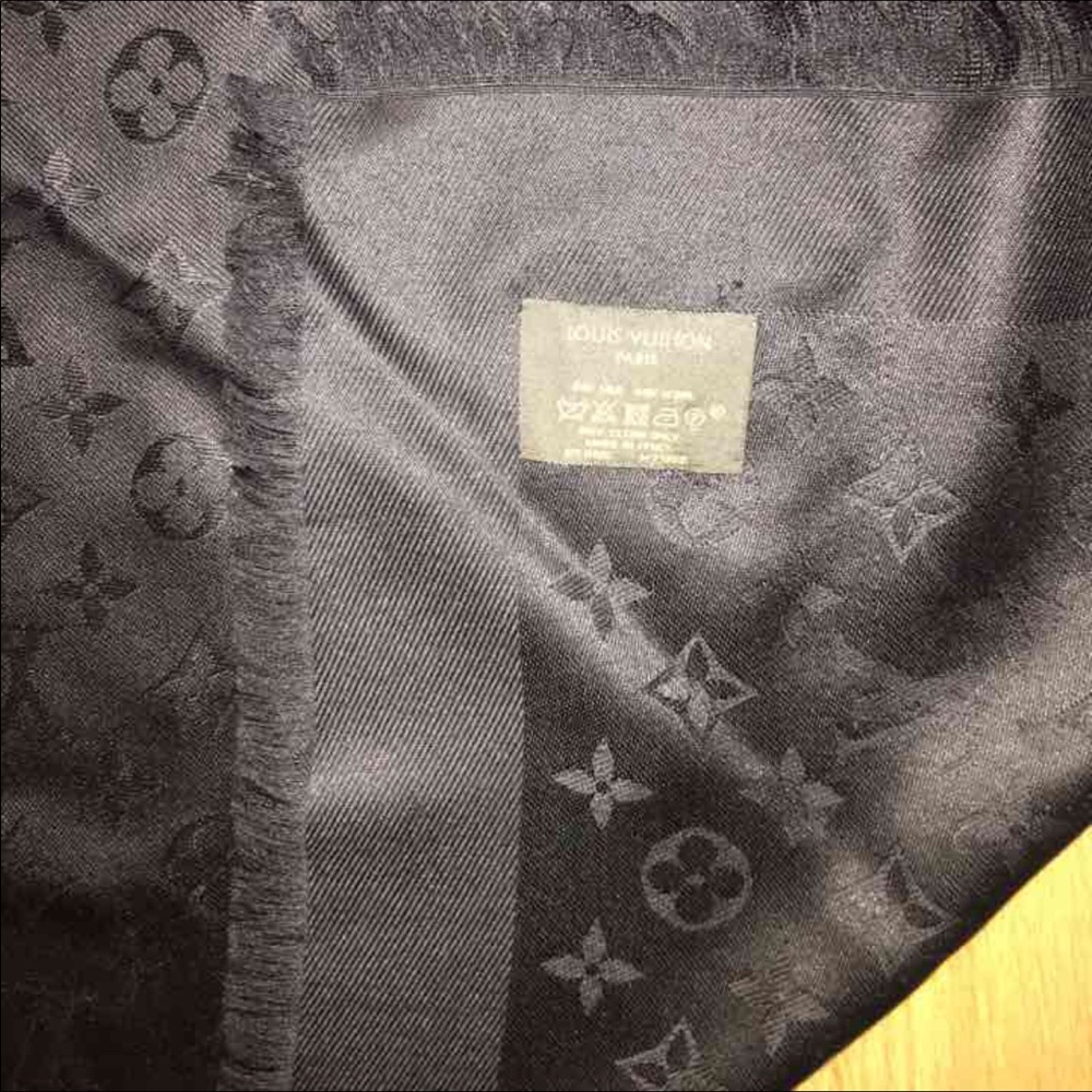 Louis Vuitton shawl - Picture 4 of 4