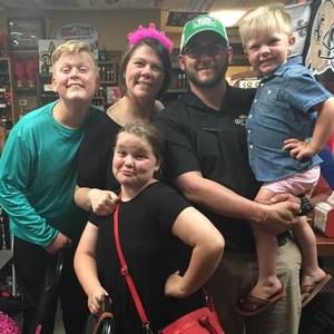 Meet your Posher, Jennifer