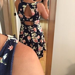 Like new! Darling dress with back cut outs!