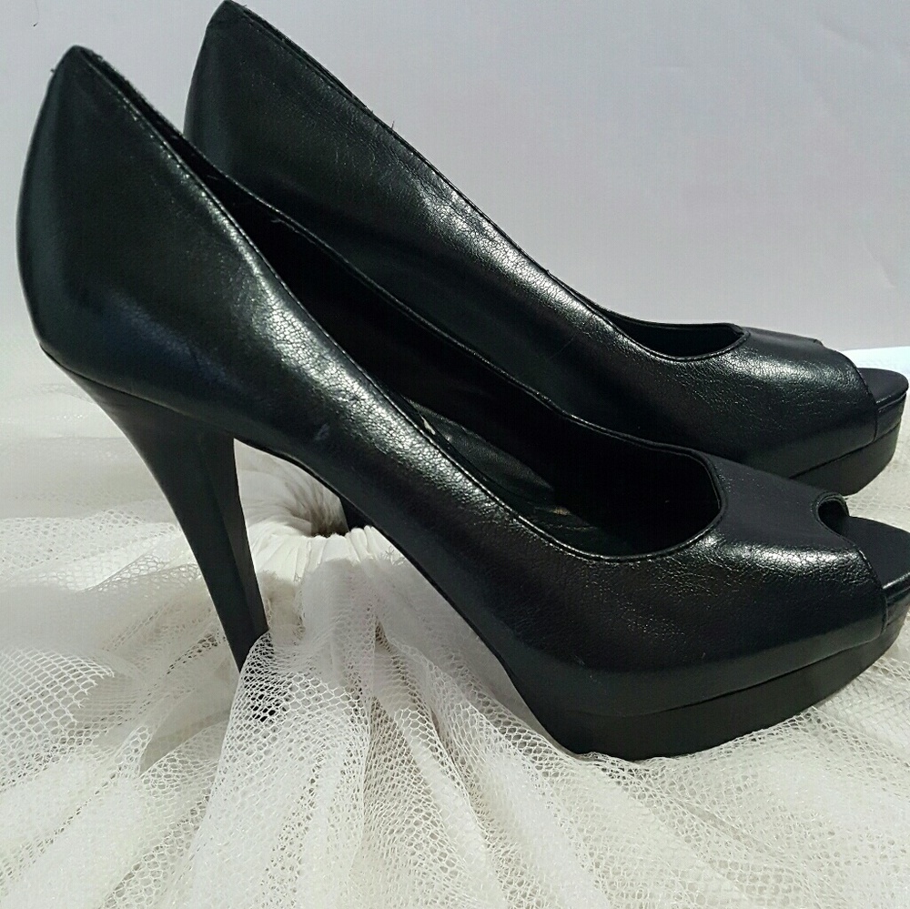 Bcbgeneration Peep Toe Platform Pump - image 2