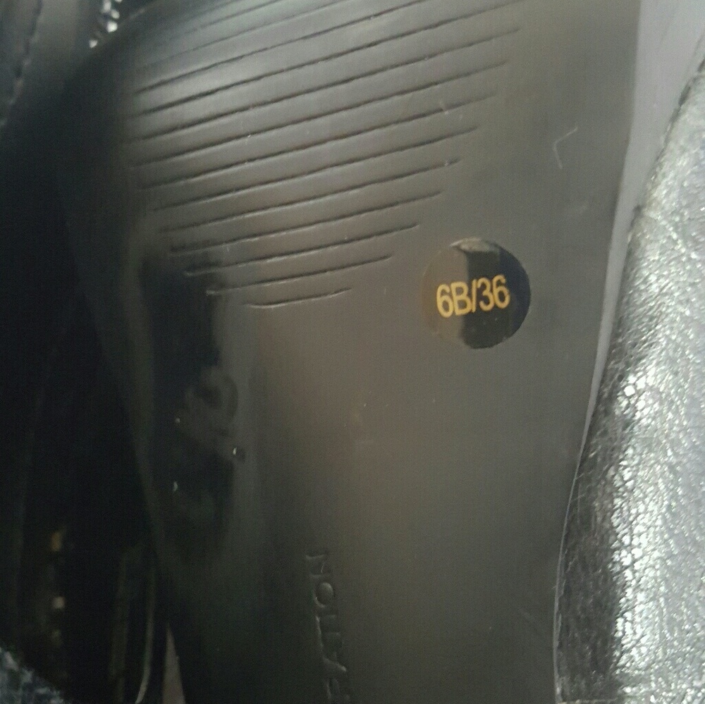 Bcbgeneration Peep Toe Platform Pump - image 7