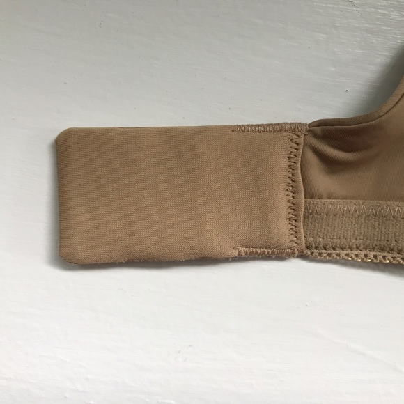 🌱Smooth Custom Lift Bra by Calvin Klein 🌱 - Picture 6 of 8