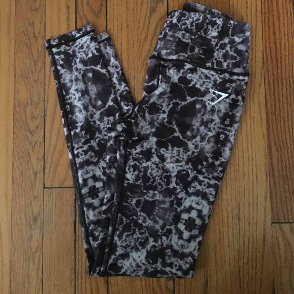 SOLD--GymShark Ripple Leggings
