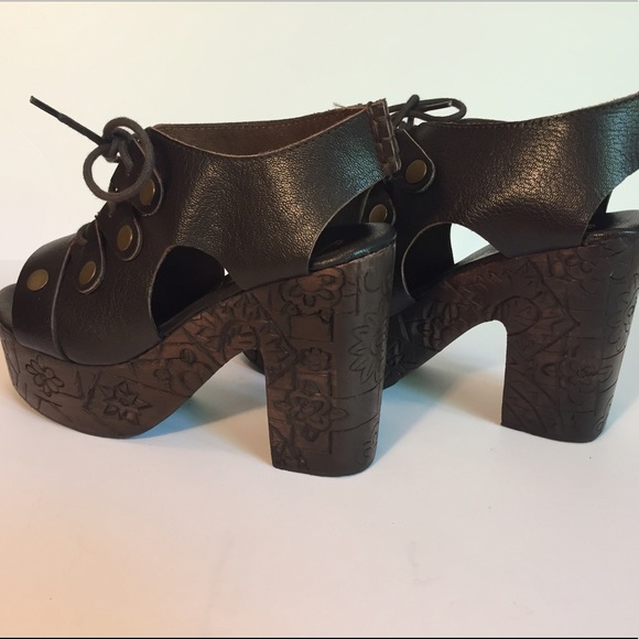 **SOLD** Free People FARRAH platform US 8 $148 - Picture 6 of 8