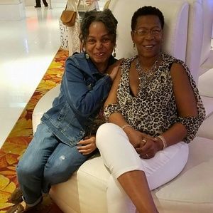 Meet your Posher, Antoinette