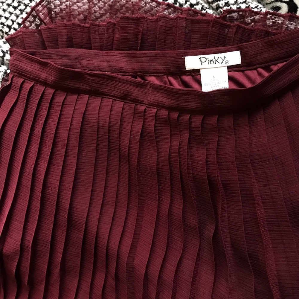 Maroon pleated skirt