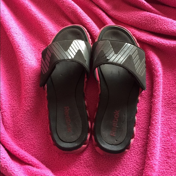 Reebok Shoes - Reebok slides