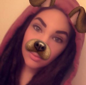 Meet your Posher, Amberlee