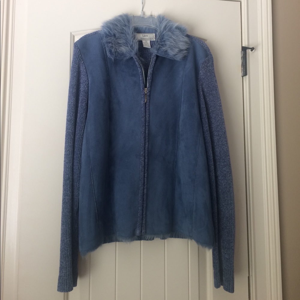 ❄️❄️Blue faux fur sweater jacket❄️❄️