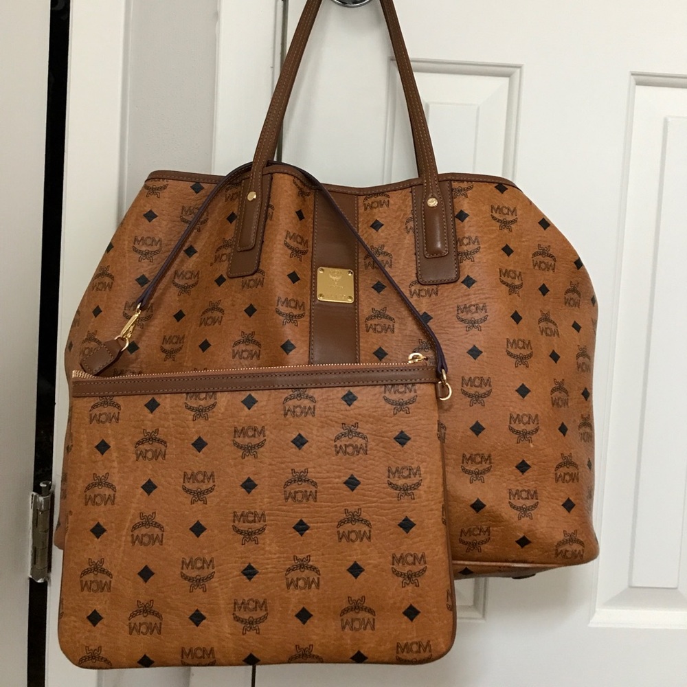MCM Large Reversible Liz Tote