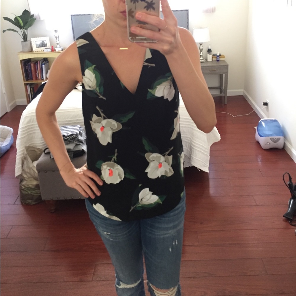 NWT floral v neck tank from banana republic