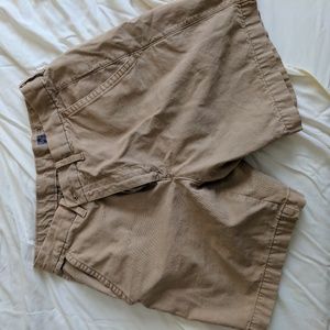 Mens Gap Khaki Shorts size 32