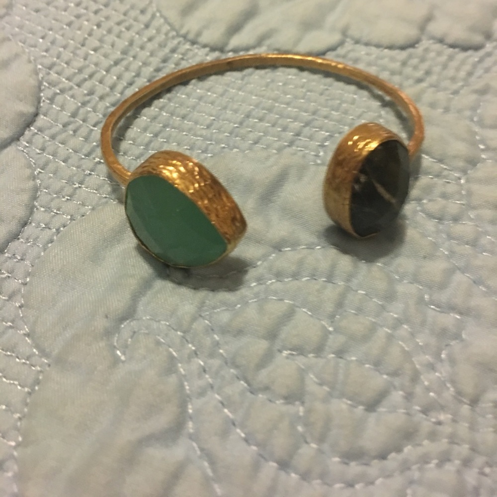 Gold bracelet