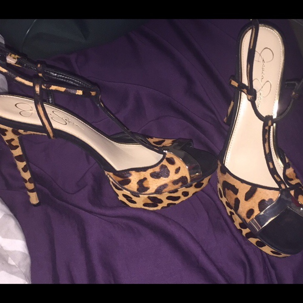 Jessica Simpson cheetah print heels