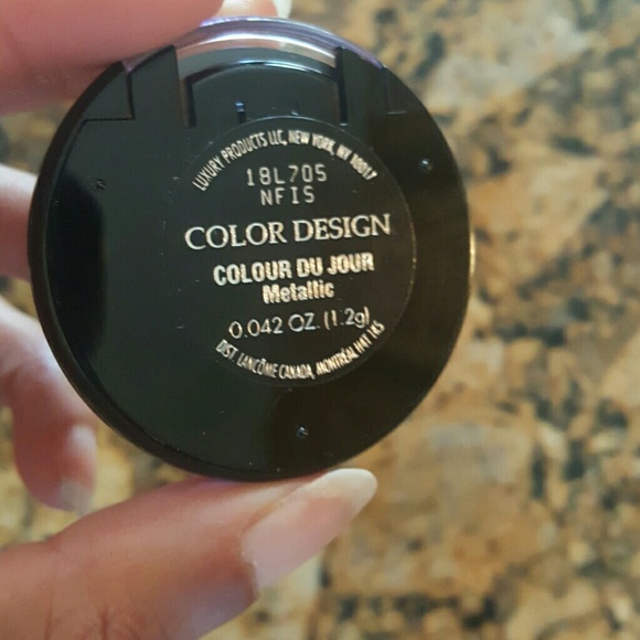 eye shadow - Picture 2 of 4