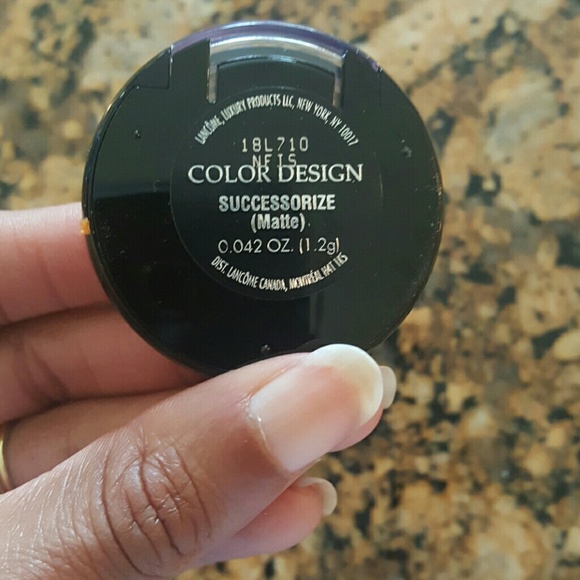 eye shadow - Picture 4 of 4