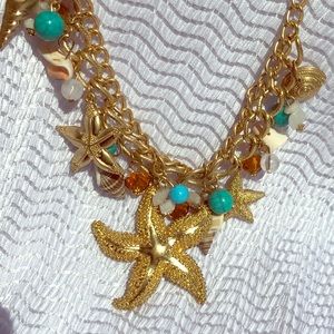 NWT starfish statement necklace w/matching earring