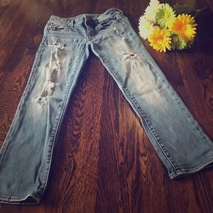 Distressed American Eagle Jeans, size 2