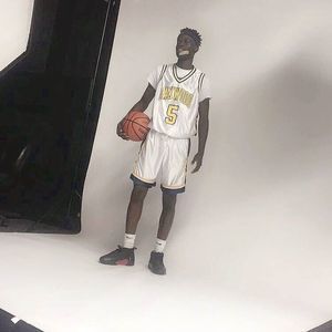 Meet your Posher, Desham