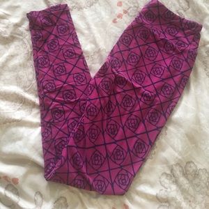 Lularoe rose leggings