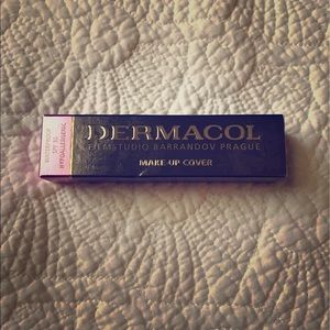 Dermacol 210 Make-Up Cover