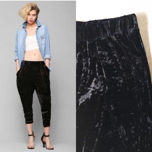 Crushed velvet stretchy harem pant