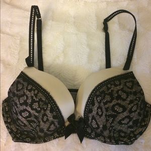 Victoria's Secret bra.