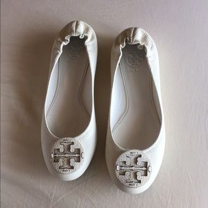 Tory Butch Reva Flat - Tumbled Leather