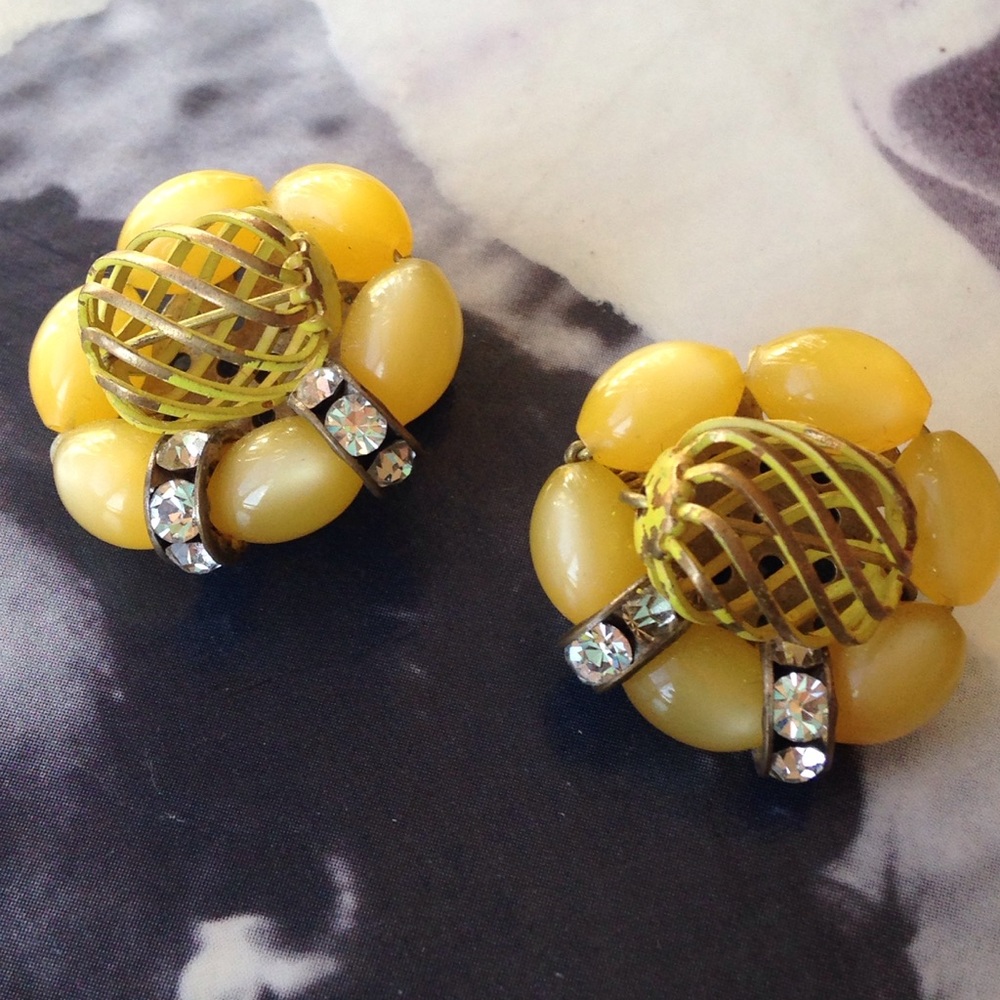 Vintage Clip on Earrings