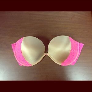 VS Pink strapless bra, excellent condition