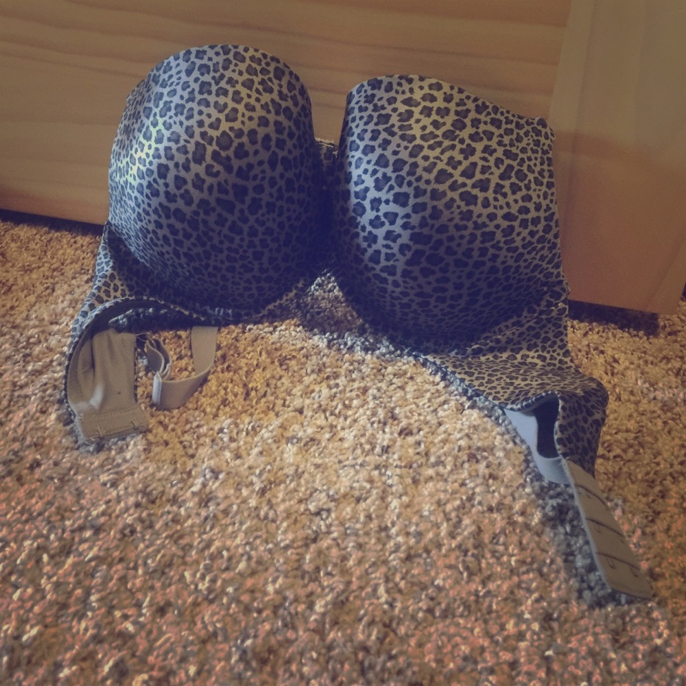 34 DD Maidenform Bra