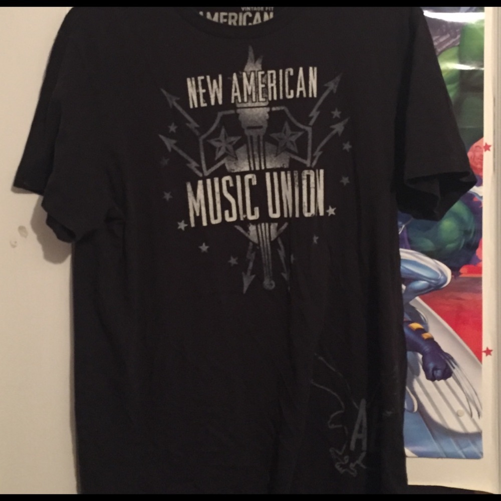 American Eagle t-shirt