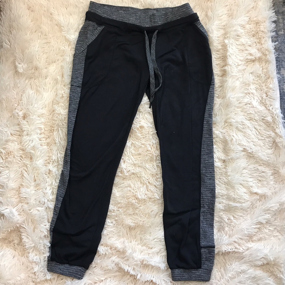 Lululemon joggers