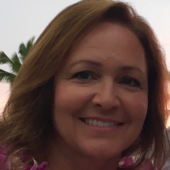 Meet your Posher, Angela - Picture 1 of 1