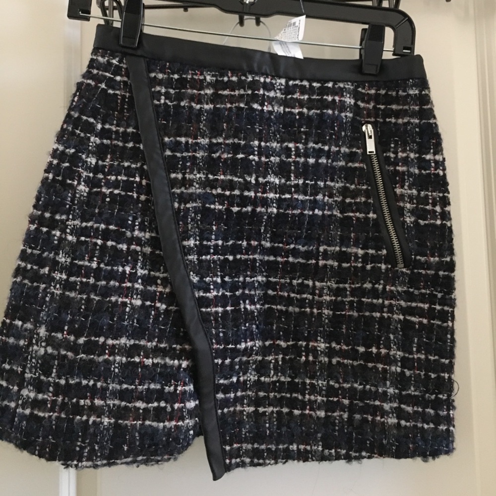 Zara Tweed mini skirt
