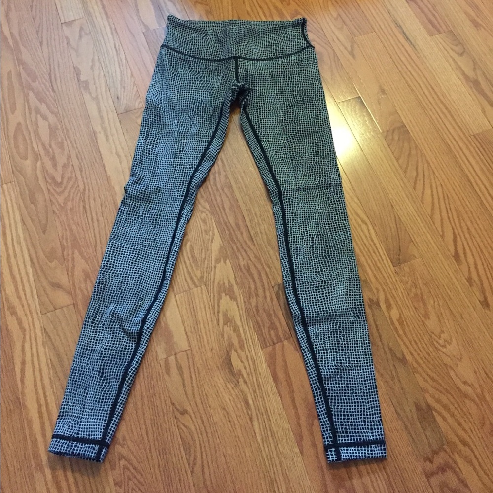 Lululemon pants