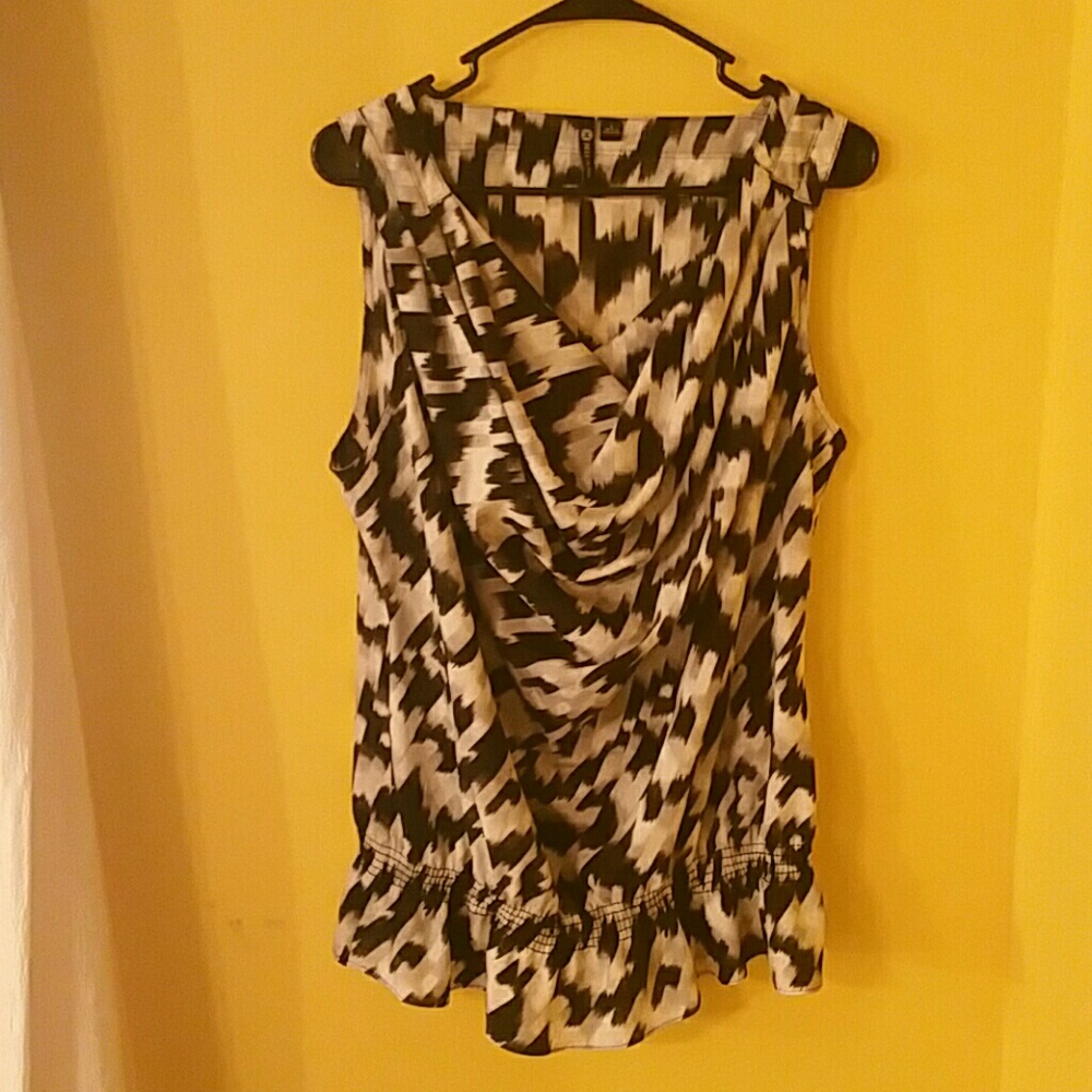 Black White and Grey Sleeveless Blouse