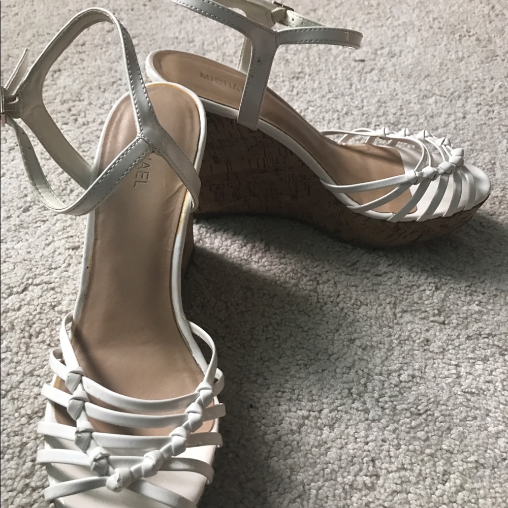 Cork wedges w/white patent leather pattern ~3-1/2"