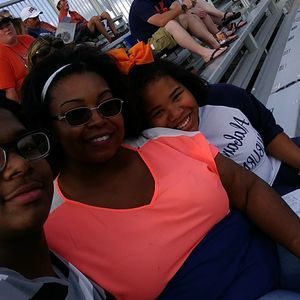 Meet your Posher, Latoya