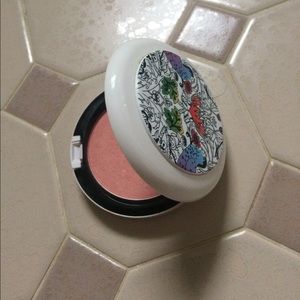 MAC Liberty of London Shell Pearl Beauty Powder