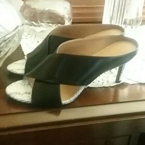 Calvin Klein size 7