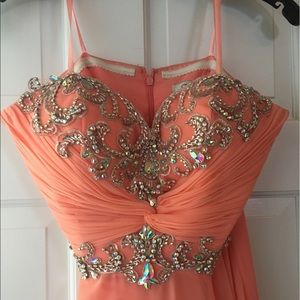 Cache prom dress with matching handkerchief