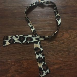 Donated: Cheetah Print Bow Tie