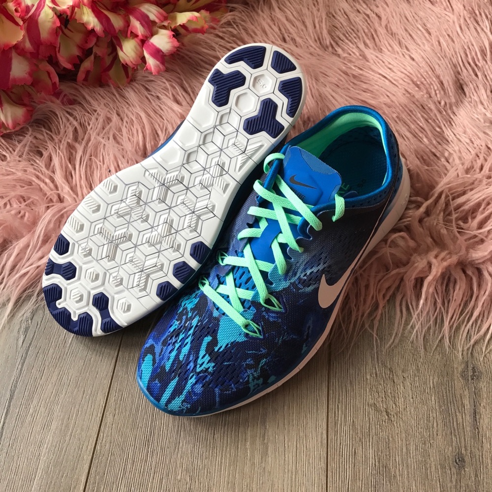 NWT Nike free TR fit 5 ๐ฆ - Picture 3 of 7
