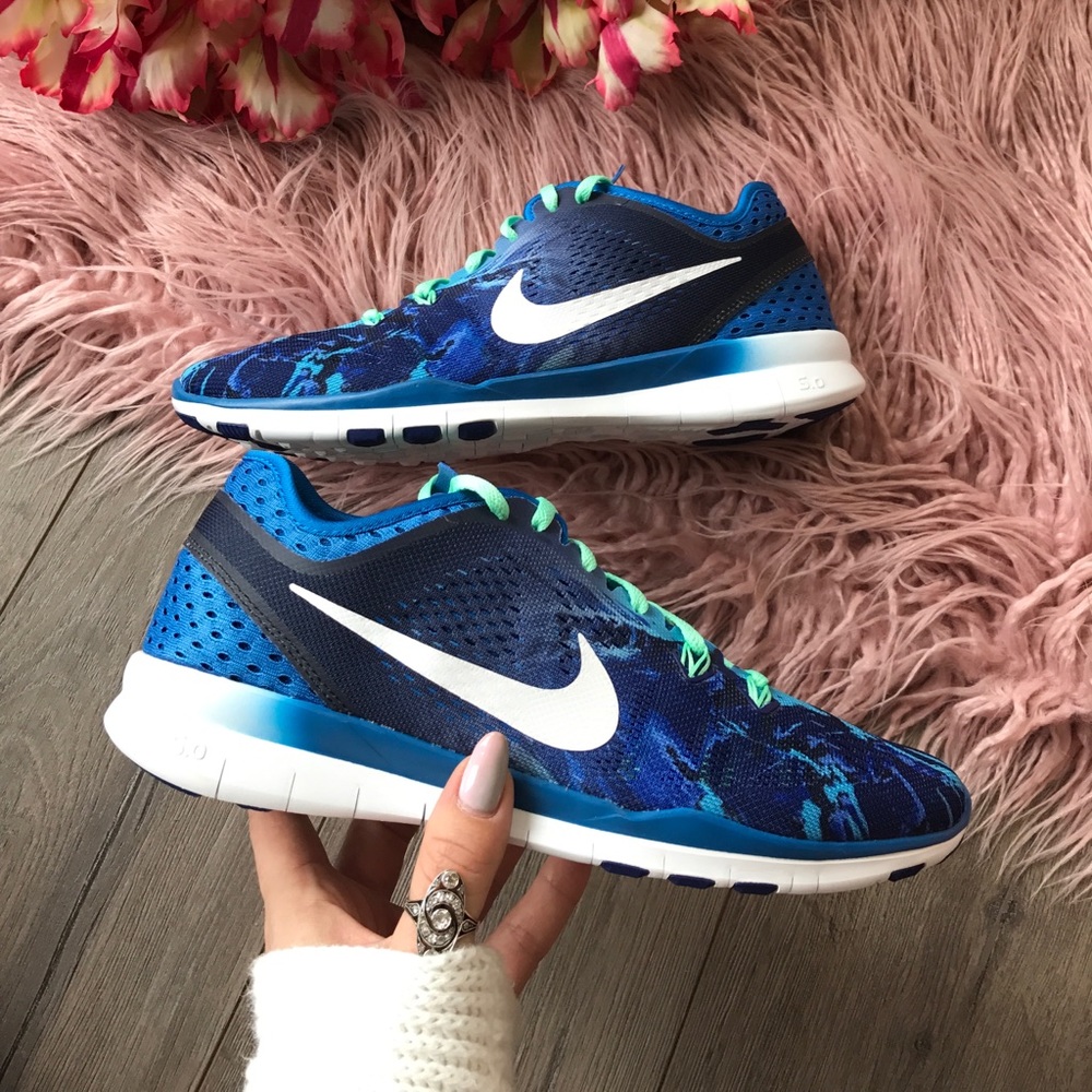 NWT Nike free TR fit 5 ๐ฆ - Picture 5 of 7